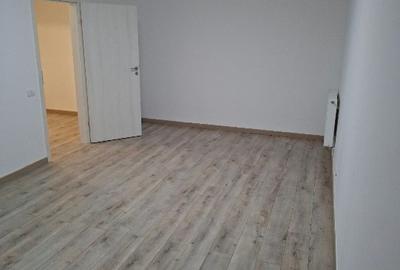 Apartament cu 3 camere decomandat în Lujerului - 5