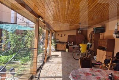 Casă cu 4 camere cu Teren 350 Mp în Central - 9