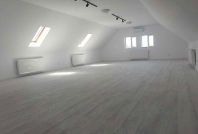 Spațiu comercial, de 81 mp, în Central - 2