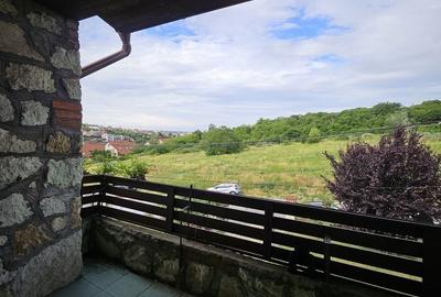 Casă cu 4 camere decomandat cu Teren 514 Mp în Iorga - 11