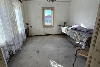 Casă cu 3 camere cu Teren 900 Mp în Central - 9