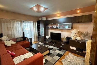 Apartament 3 camere CR. VIVU