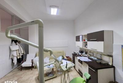 Spațiu comercial, de 71 mp, în Central - 7
