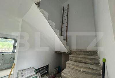 Casă cu 4 camere cu Teren 280 Mp în Voiniceni