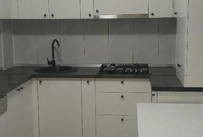 Apartament cu 2 camere decomandat în Complex Studențesc - 1
