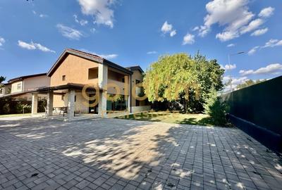 Casă individuală cu 5 camere cu Canalizare în Pipera