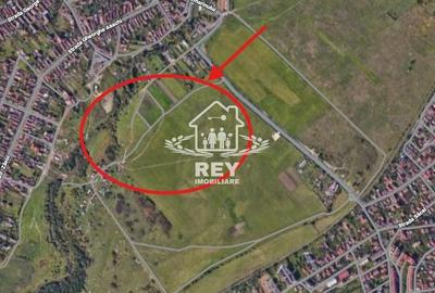 Teren de 7700 mp, în Central - 2