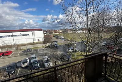 Apartament cu 2 camere decomandat în Carpați 2 - 1