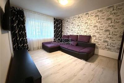 Apartament cu 2 camere decomandat în Răcădău