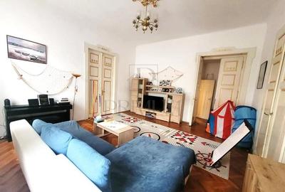 Apartament cu 3 camere circular în P-ța Maria