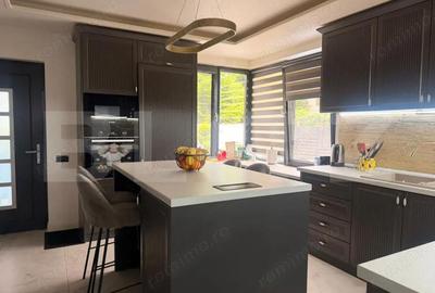 Casă cu 5 camere cu Teren 600 Mp în Valea - 16