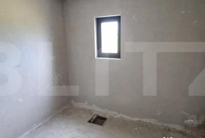 Casă cu 4 camere cu Teren 1000 Mp în Central