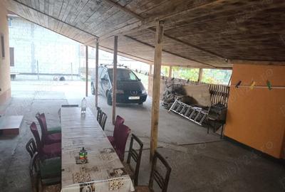 Casă cu 5 camere cu Teren 1439 Mp în Central - 13