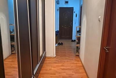 Apartament cu 3 camere decomandat în Dristor - 2