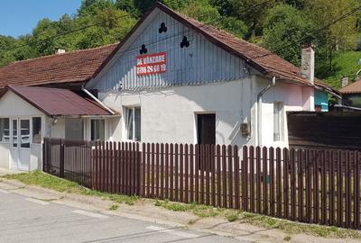 Casă cu 3 camere în Nădrag - 6