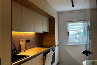 Apartament cu 4 camere decomandat, mobilat în Zorilor - 1