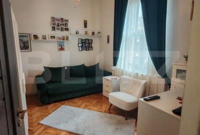 Apartament cu 3 camere, curte comuna de 284 mp, locatie excelenta, Gruia - 1