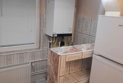 Garsonieră decomandată în Regie - 3