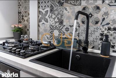 Apartament cu 3 camere, mobilat în P-ța Victoriei
