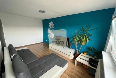 Apartament cu 3 camere decomandat si balcon in Vasile Aaron - 7