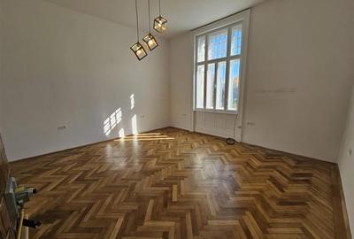 Spatiu Birou ULTRACENTRAL cu parcare, beci si anexa - 2