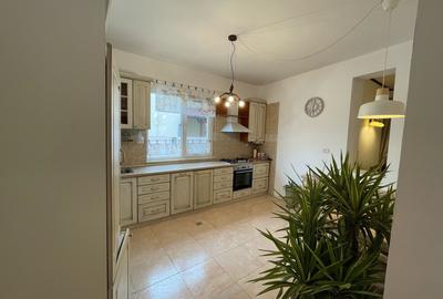 Casă cu 5 camere cu Teren 435 Mp în Pipera - 2