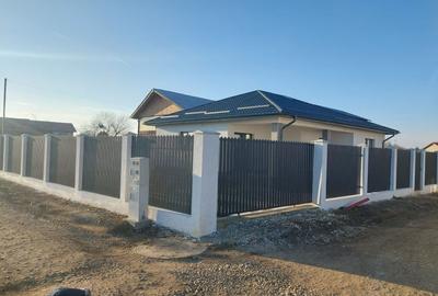 Casă cu 3 camere în Domnești - 4