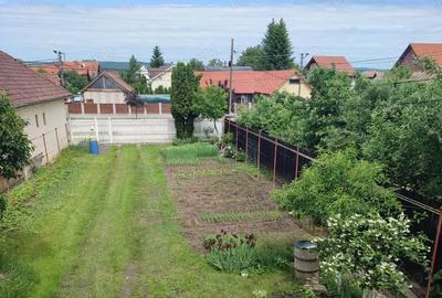Casă cu 5 camere în Sângeorgiu de Mureș
