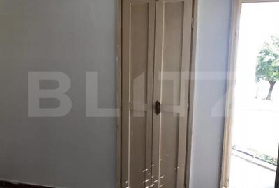 Apartament cu 3 camere semidecomandat în Micro 16 - 3