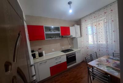 Apartament cu 2 camere decomandat în Trocadero - 1