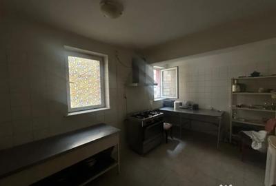 Spațiu comercial, de 45 mp, în Central - 1