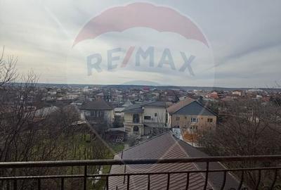 Casă cu 5 camere cu Teren 450 Mp în 1 Mai - 21