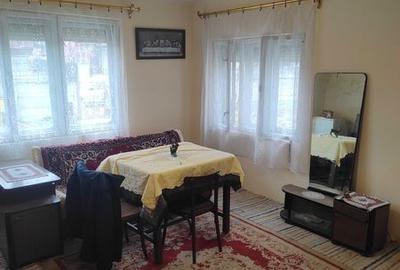 Casă cu 2 camere cu Teren 100 Mp în Central - 4