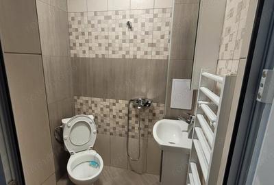 Garsonieră decomandată în Florilor