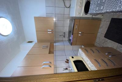 Spațiu comercial, de 30 mp, în Central