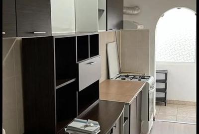 Apartament o camera decomandat, etaj intermediar- Bd Poitiers, Continental - 3