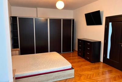 Apartament cu 2 camere semidecomandat în Central - 1