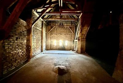 Casă individuală cu 6 camere cu Canalizare în Capitale - 18