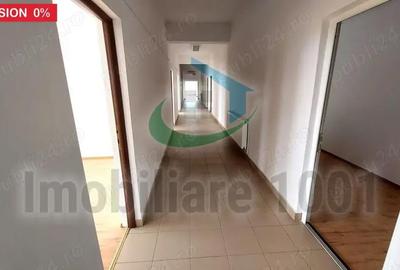 Spațiu comercial, de 467 mp, în Central - 10
