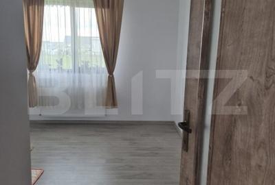Casa noua cu 4 camere de vanzare in Ernei, 14 ari teren! - 3
