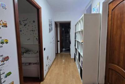 Apartament cu 4 camere decomandat în Baicului - 2