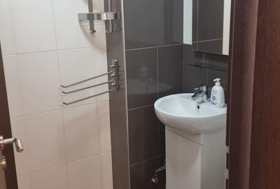 Apartament cu 3 camere decomandat în Central - 13