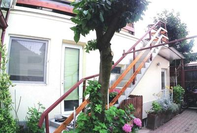 Casa 3 nivele  singur in curte zona centru cu cabinet stomatologic - 2