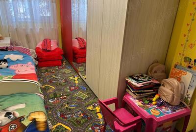 Apartament cu 3 camere semidecomandat în Central - 1