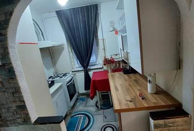 Garsonieră decomandată în Central - 4