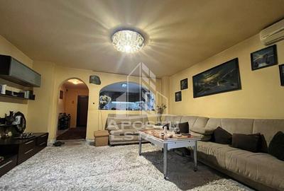 Apartament cu 3 camere, 2 bai, 2 balcoane, zona Vladeasa - 2