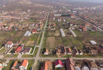 Casă cu 2 camere cu Teren 1570 Mp în Ghioroc - 17