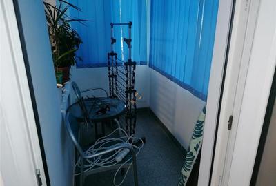 Fara Comision Decomandat Etaj 1 Calea Girocului Bloc Izolat - 1