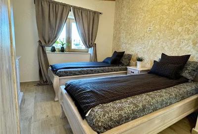 Casă cu 4 camere cu Teren 300 Mp în Tractorul - 21