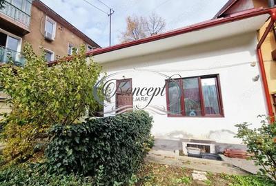 Investitie ideala: casa cu 2 unitati locative si curte, str. Horea - 14